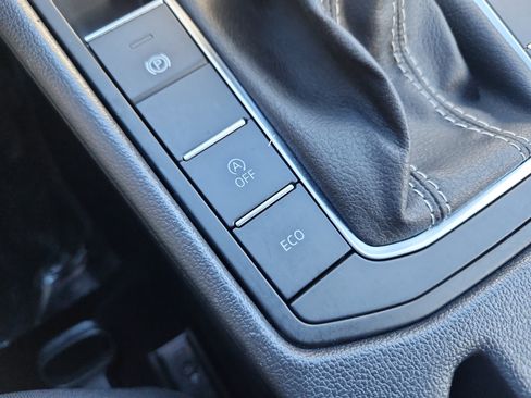 Used 2023 Volkswagen Jetta Sport image 28