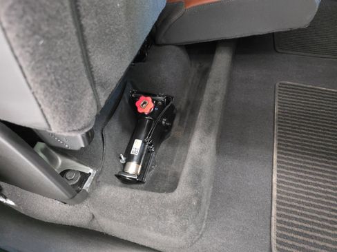 Used 2024 GMC Sierra 2500 Denali Ultimate w/ Max Trailering Package image 16