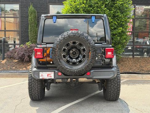 Used 2019 Jeep Wrangler Unlimited Sahara w/ Quick Order Package 24M Moab AWD/4WD image 14