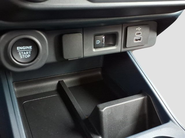 New 2026 Ford Maverick Tremor AWD/4WD image 13
