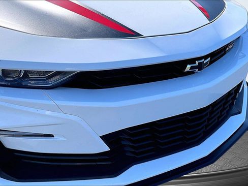 Used 2022 Chevrolet Camaro SS RWD image 29