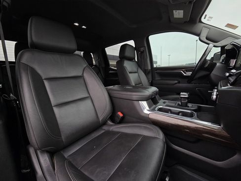 Used 2022 GMC Sierra 1500 Elevation w/ Elevation Premium Package image 27