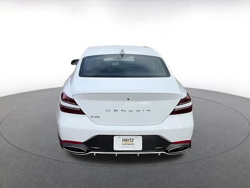 Used 2025 Genesis G70 2.5T image 12