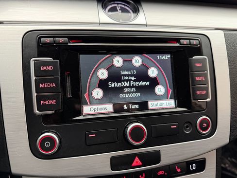 Used 2014 Volkswagen CC R-Line image 14