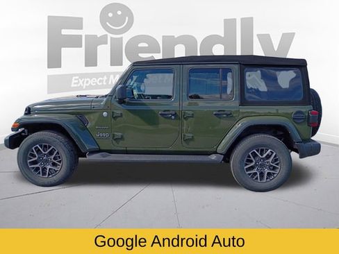 Used 2024 Jeep Wrangler Unlimited Sahara AWD/4WD image 10