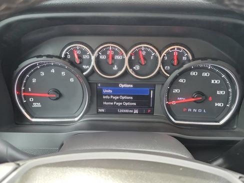 Used 2022 Chevrolet Silverado 1500 RST AWD/4WD image 18