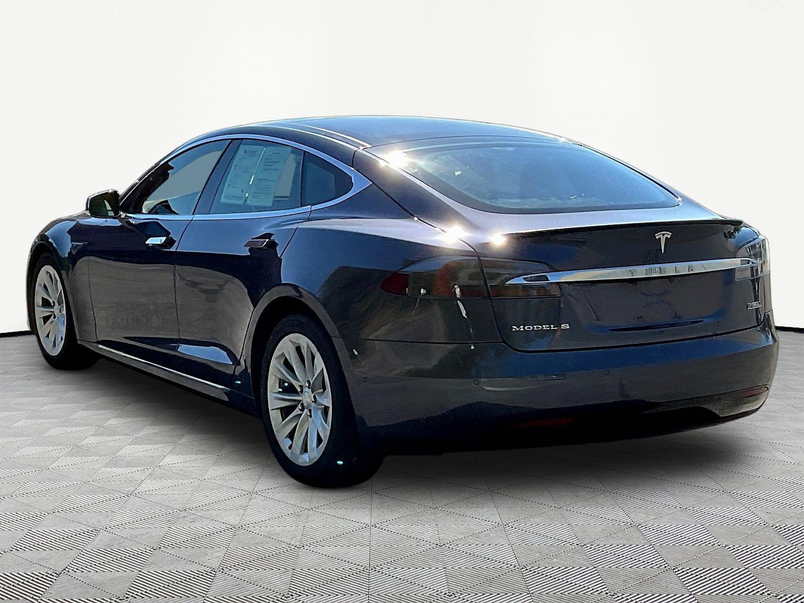 Used 2016 Tesla Model S 90D AWD/4WD image 4