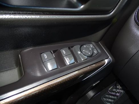 Certified 2019 Chevrolet Silverado 1500 LT Trail Boss AWD/4WD image 20