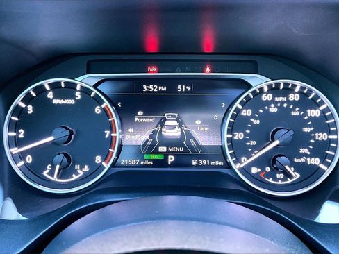 Certified 2023 Nissan Rogue SV w/ SV Premium B Package image 23