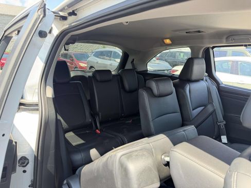 Used 2023 Honda Odyssey EX-L image 14