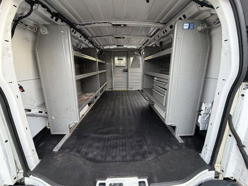 Used 2019 Chevrolet Express 2500 w/ Driver Convenience Package image 20
