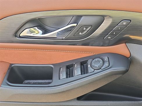 Certified 2020 Chevrolet Traverse High Country image 24