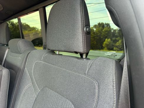 Used 2022 RAM 1500 Big Horn w/ Night Edition AWD/4WD image 42