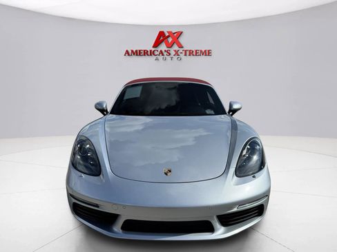 Used 2018 Porsche 718 Boxster RWD image 8