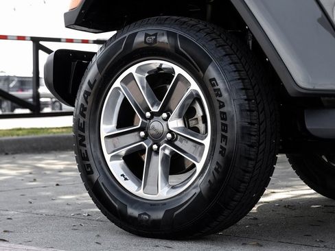 Used 2022 Jeep Wrangler Unlimited Sahara w/ Cold Weather Group image 67