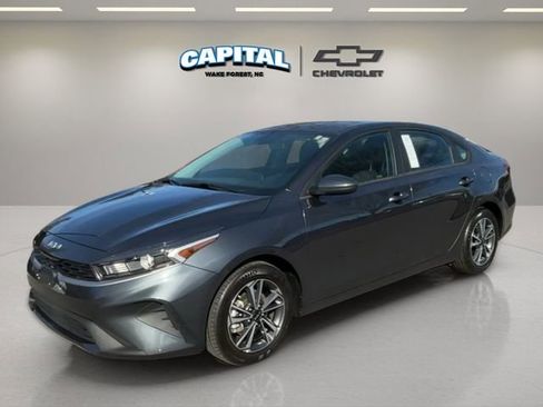 Used 2024 Kia Forte LXS image 1