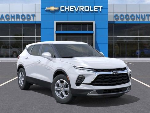 New 2025 Chevrolet Blazer LT w/ Driver Confidence Package FWD image 7