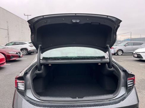 Used 2025 Hyundai Sonata SEL FWD image 31