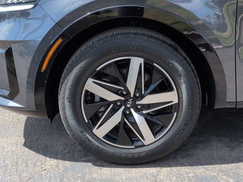 Certified 2021 Kia Sorento S FWD image 34