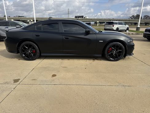Used 2020 Dodge Charger R/T w/ Plus Group image 13