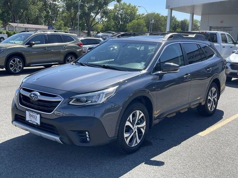 Used 2021 Subaru Outback Limited XT w/ Popular Package #2 AWD/4WD image 3