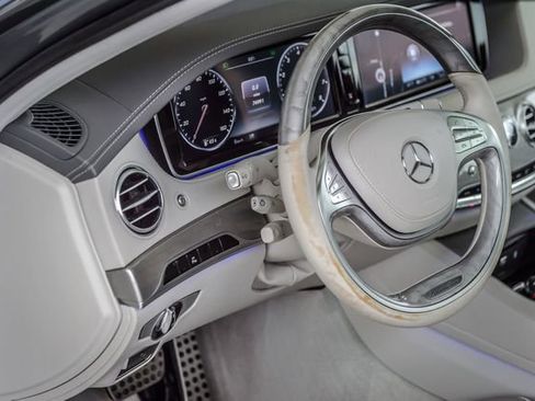 Used 2017 Mercedes-Benz S 550 4MATIC Sedan image 30