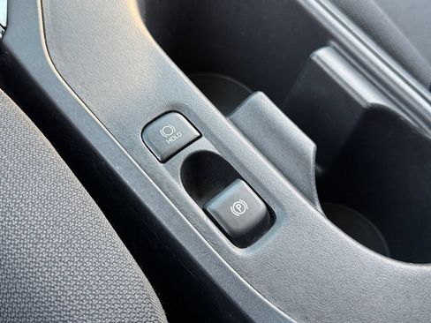 Used 2023 Toyota Corolla LE FWD image 34