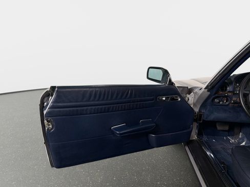 Used 1987 Mercedes-Benz 560 SL image 26