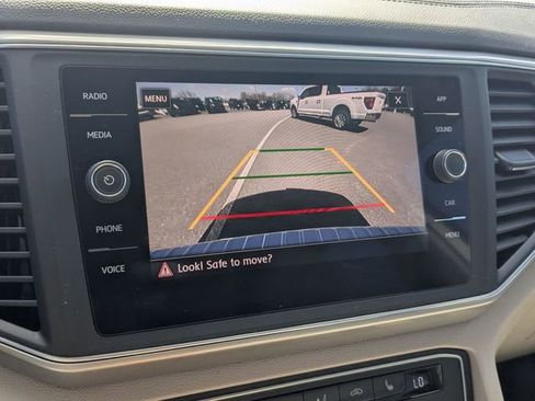 Used 2019 Volkswagen Atlas SE image 16