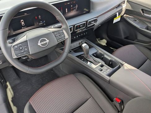 New 2026 Nissan Sentra SR w/ Floor Mat Package image 11