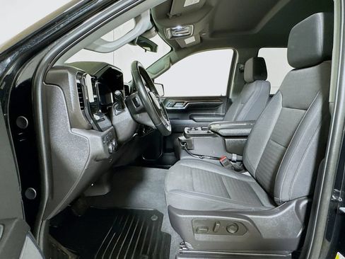 Certified 2024 Chevrolet Silverado 1500 LT AWD/4WD image 19