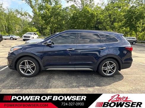 Used 2017 Hyundai Santa Fe Limited w/ Cargo Package AWD/4WD image 7