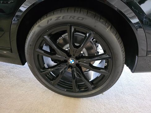 New 2027 BMW X7 xDrive40i w/ M Sport Package AWD/4WD image 6