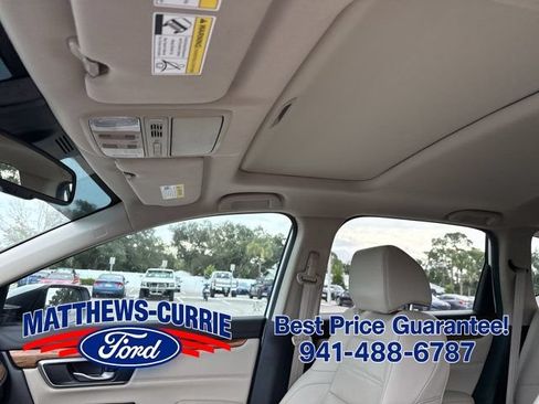 Used 2019 Honda CR-V Touring image 11