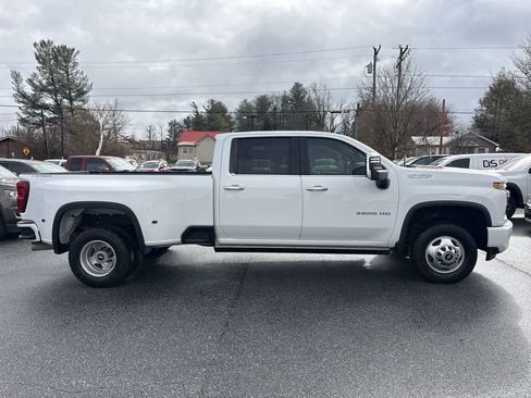 Certified 2021 Chevrolet Silverado 3500 High Country w/ Technology Package image 11