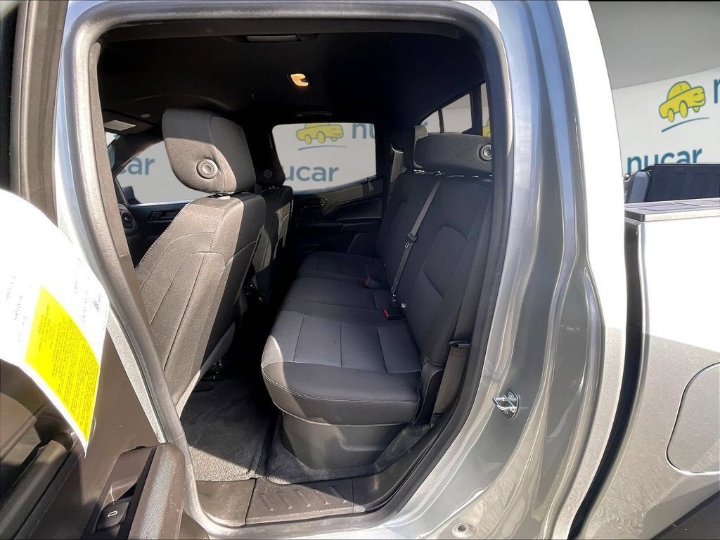 Used 2023 Chevrolet Colorado Trail Boss AWD/4WD image 15