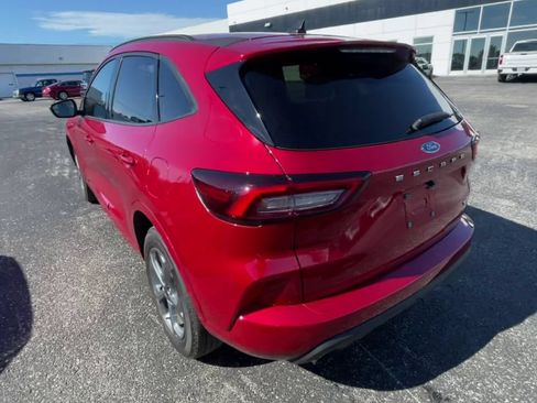 Used 2023 Ford Escape ST-Line AWD/4WD image 8