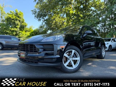 Used 2020 Porsche Macan AWD/4WD image 2