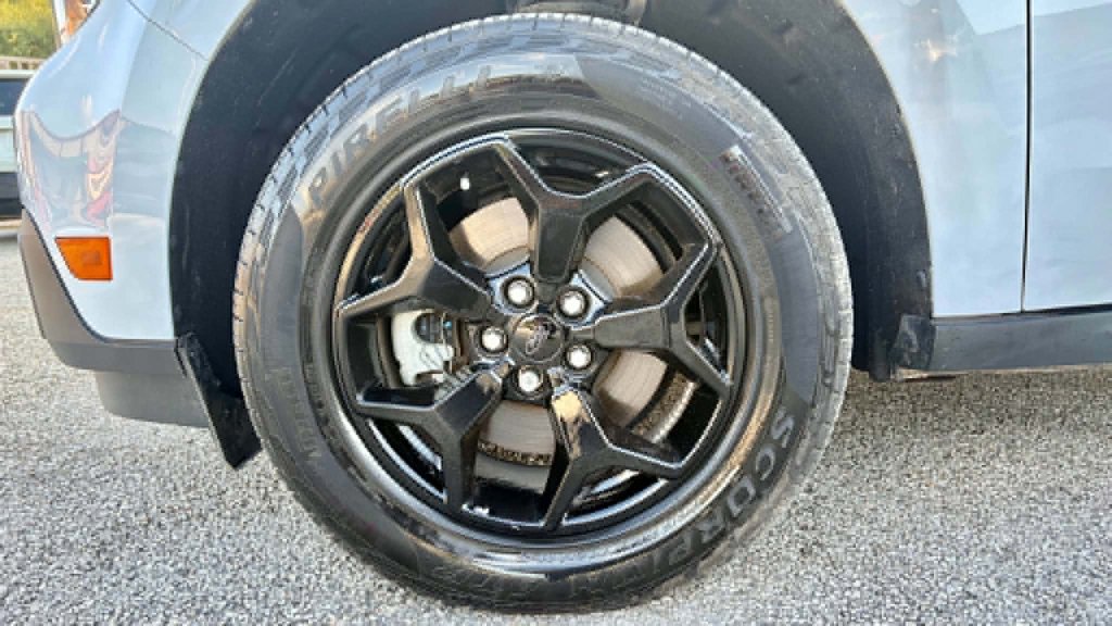 Used 2024 Ford Maverick Lariat w/ FX4 Off-Road Package AWD/4WD image 22