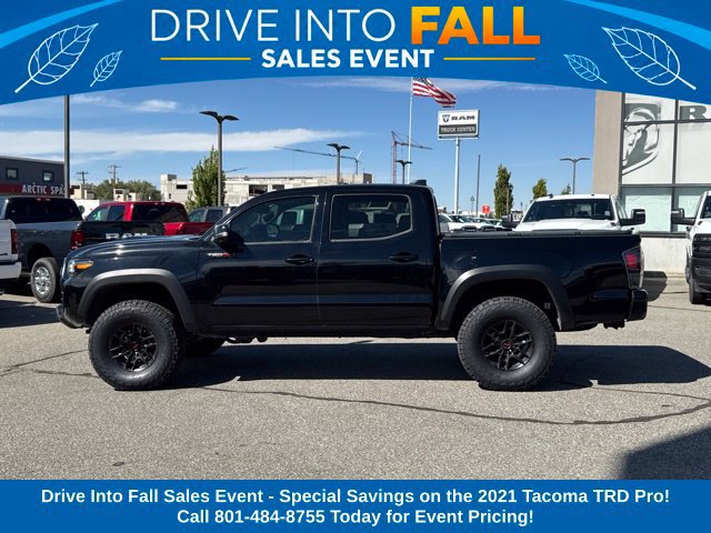 Used 2021 Toyota Tacoma TRD Pro AWD/4WD image 2