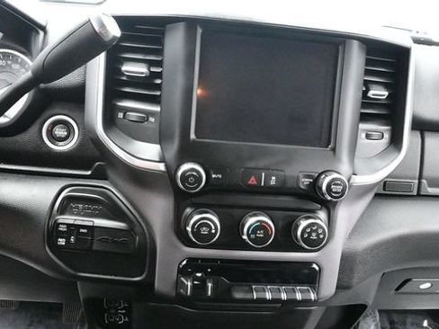 Used 2022 RAM 2500 Big Horn w/ Level A Equipment Group AWD/4WD image 18