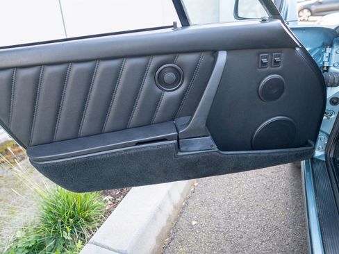 Used 1989 Porsche 911 Carrera 4 image 12