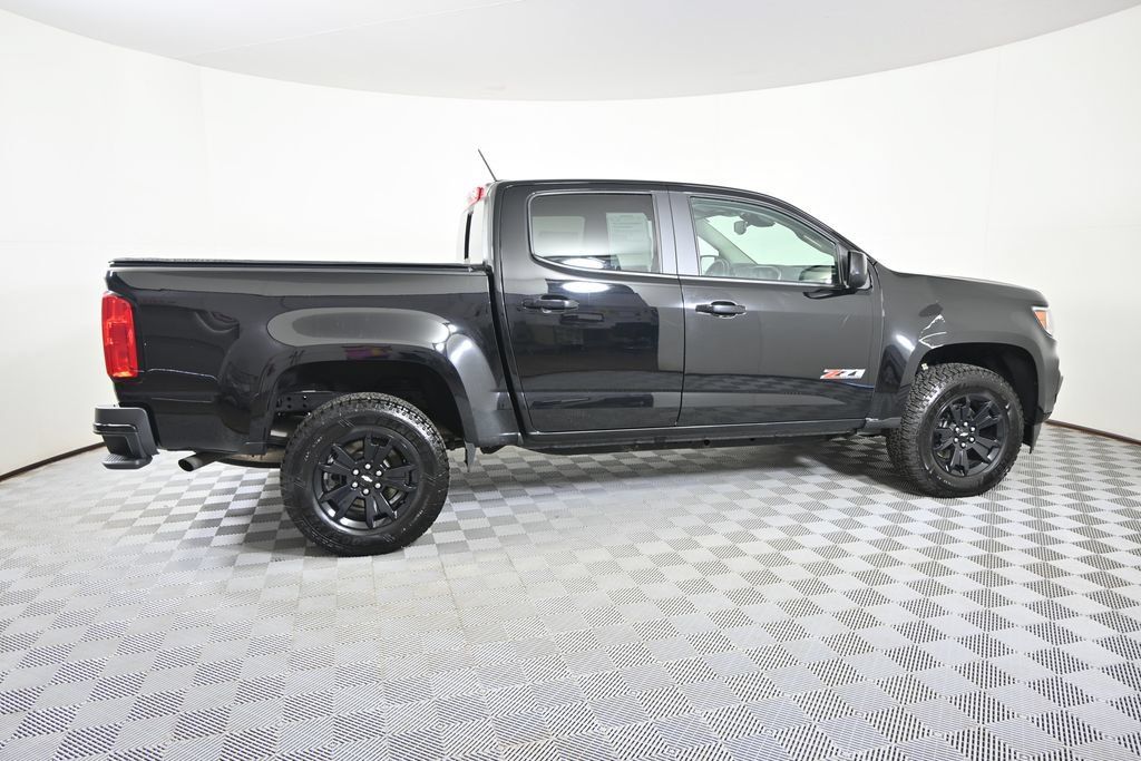 Used 2022 Chevrolet Colorado Z71 w/ Z71 Midnight Edition AWD/4WD image 8