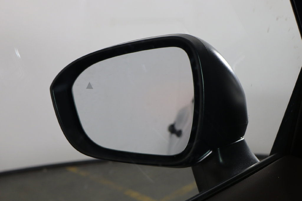 Used 2021 Nissan Rogue S AWD/4WD image 39