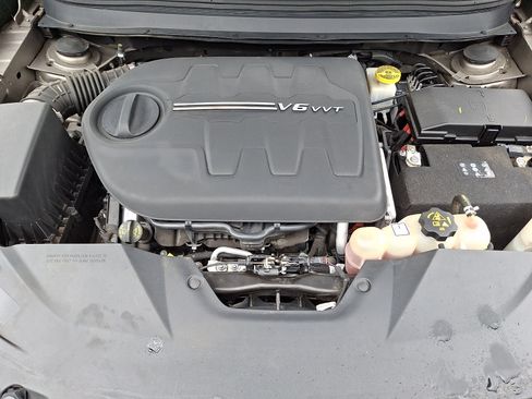 Used 2019 Jeep Cherokee Limited AWD/4WD image 26