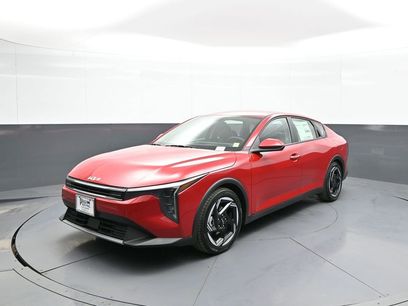 New 2025 Kia K4 EX