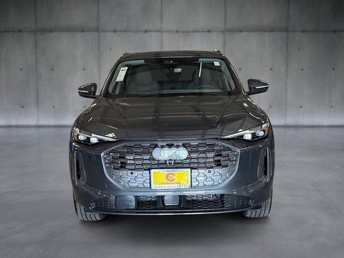 Used 2025 Audi Q5 Premium Plus w/ Premium Plus AWD/4WD image 8