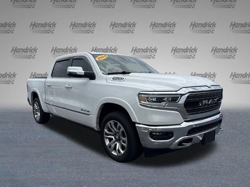 Used 2024 RAM 1500 Limited AWD/4WD image 2