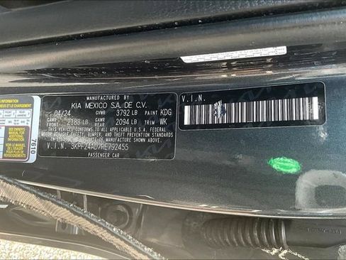 Certified 2024 Kia Forte LXS FWD image 18