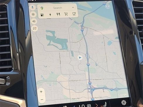 Certified 2025 Volvo XC90 T8 Plus image 18